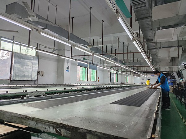 Screen printing platform